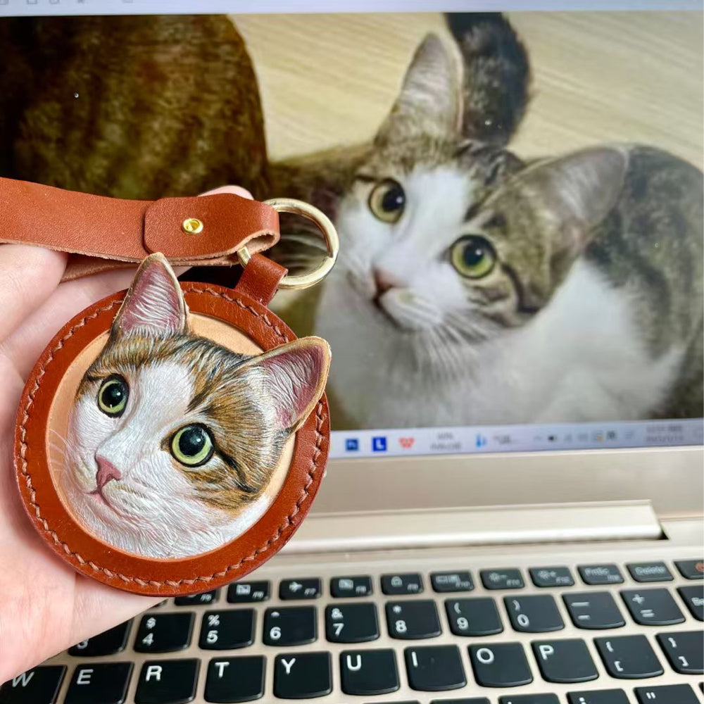 Handmade Leather Pet Portrait Keychain – Custom Dog or Cat Face Charm – A Meaningful Memorial Gift for Pet Lovers