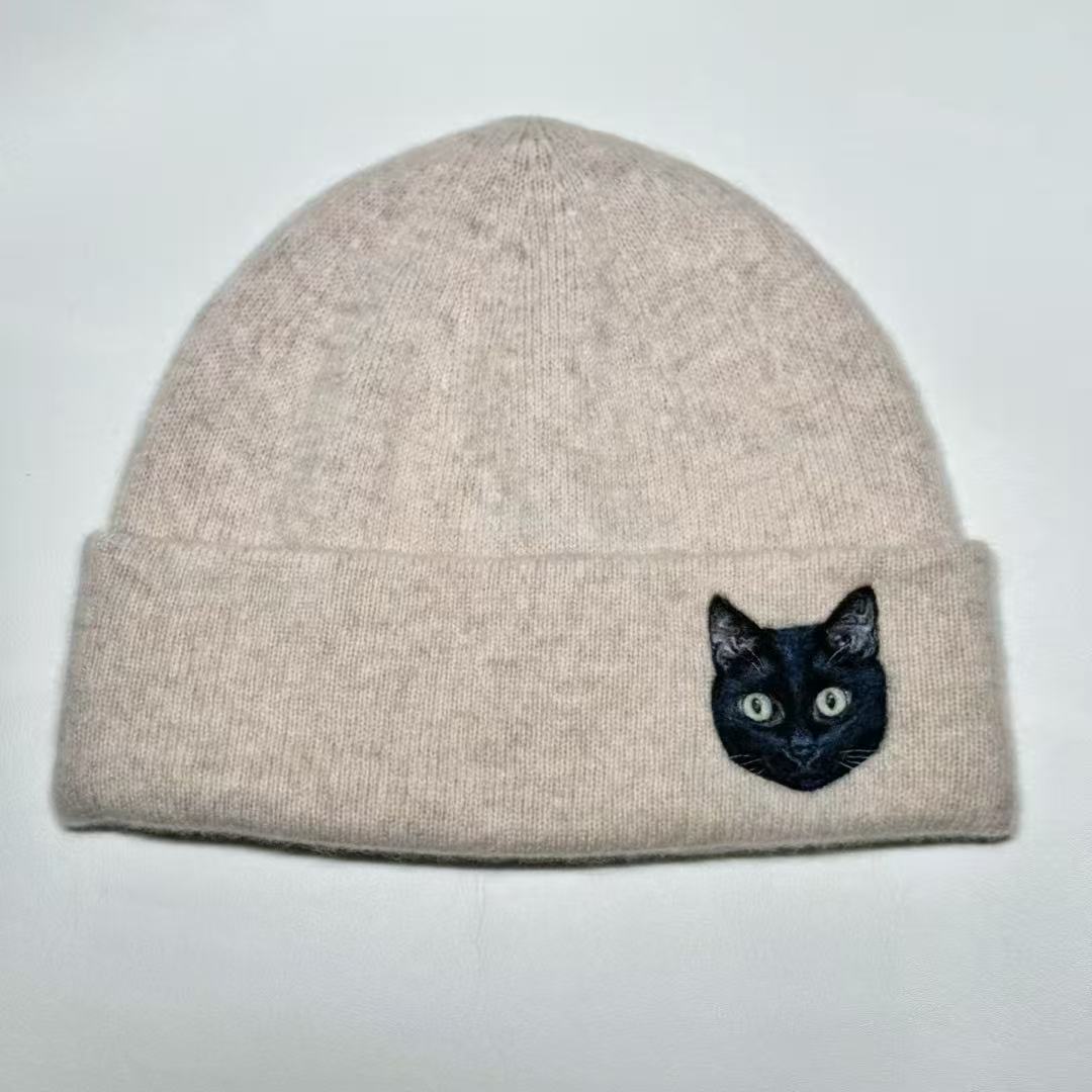 🧵 Custom Pet Portrait Wool Beanie – Hand-Felted Needle Art Hat