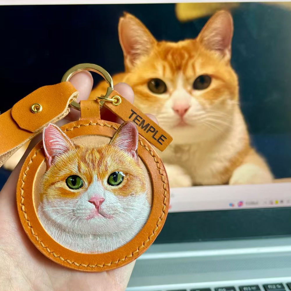 Handmade Leather Pet Portrait Keychain – Custom Dog or Cat Face Charm – A Meaningful Memorial Gift for Pet Lovers
