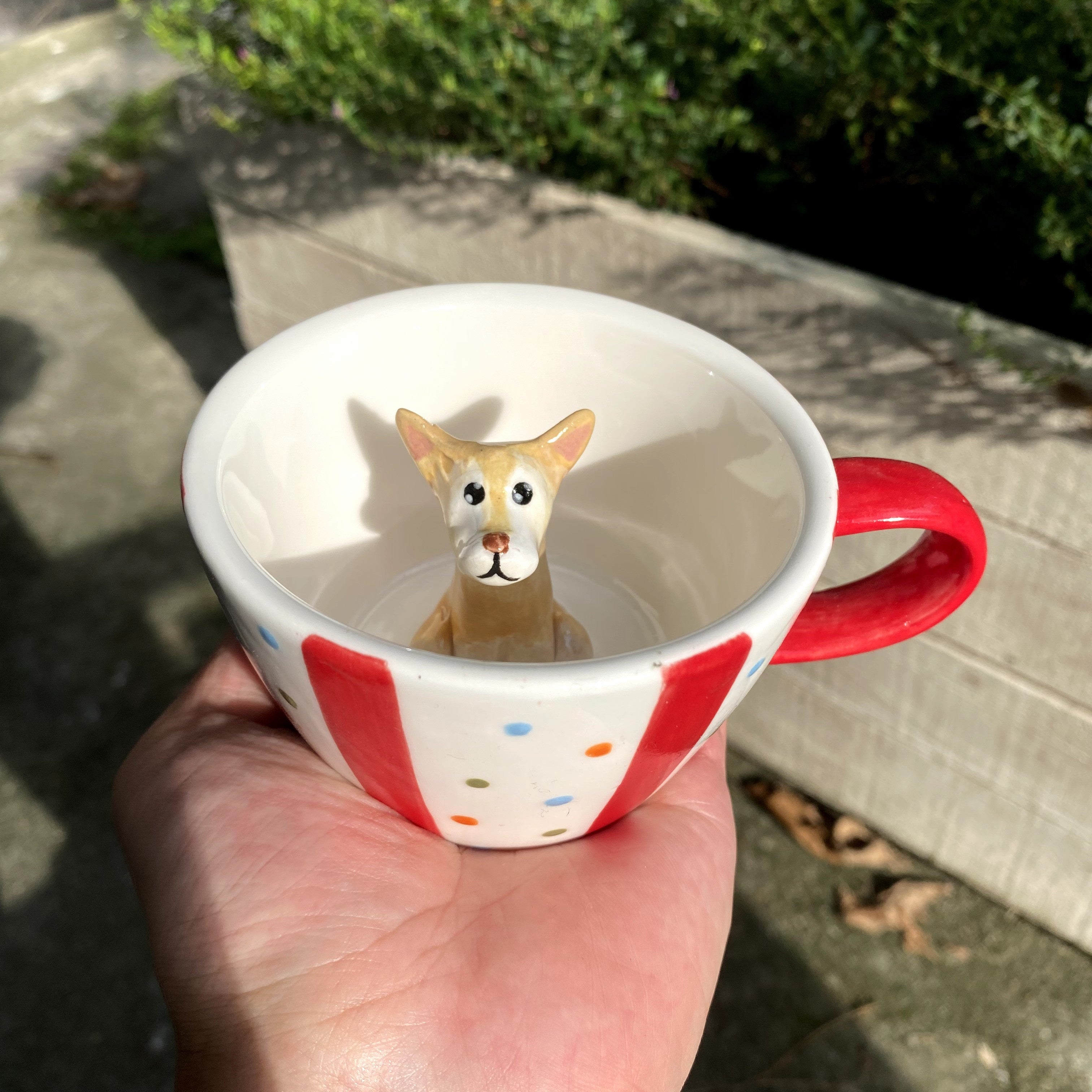🐾 Custom 3D Pet Climbing Mug – Handmade Ceramic Dog Figurine Cup (350ml)